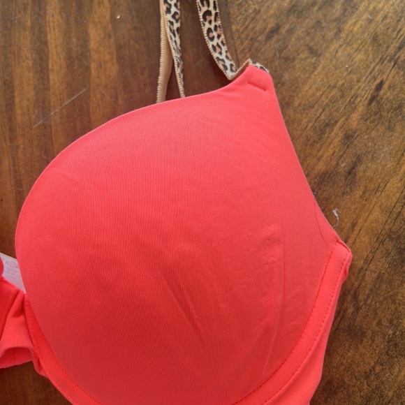 34 d Victorias secret pink brand bra. - Picture 3 of 7